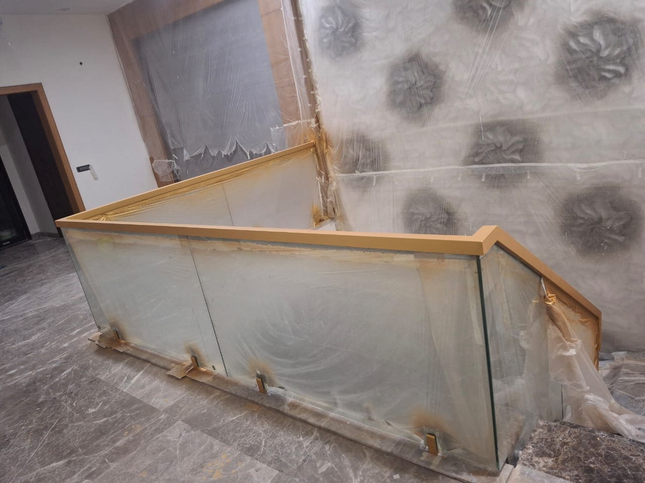 Glass Railing Staircase 7