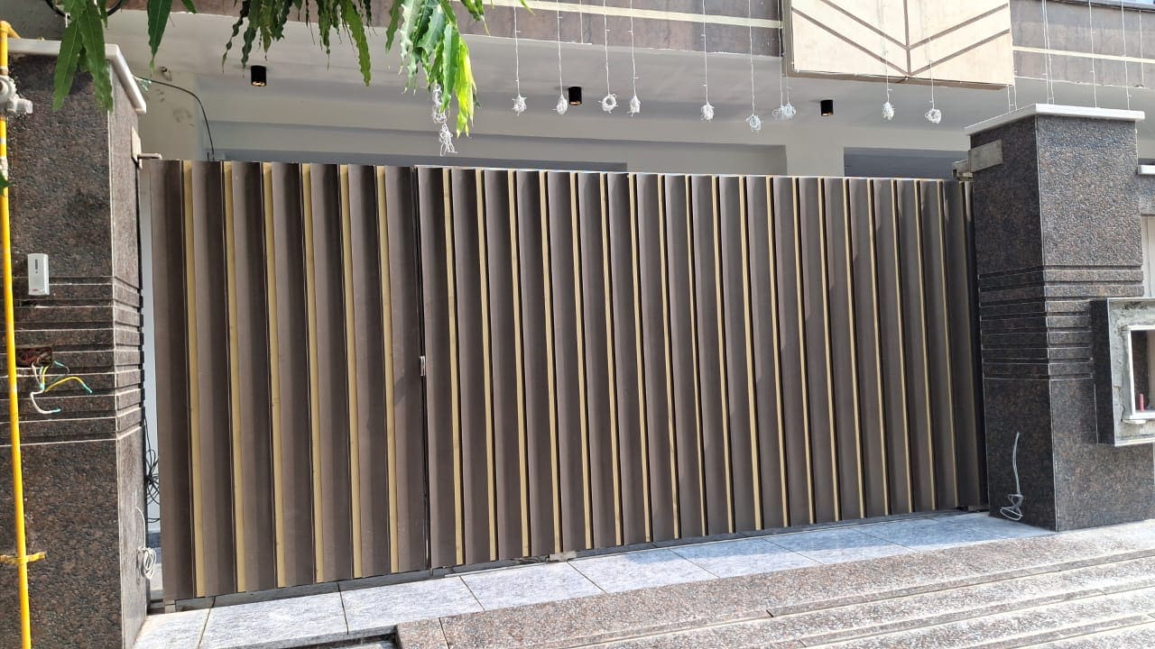 SS Gate Aluminium Gate 10