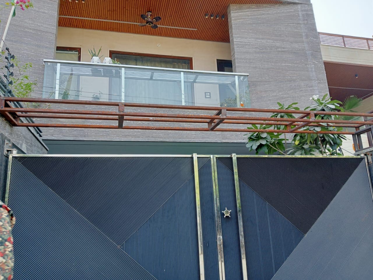SS Gate Aluminium Gate 6